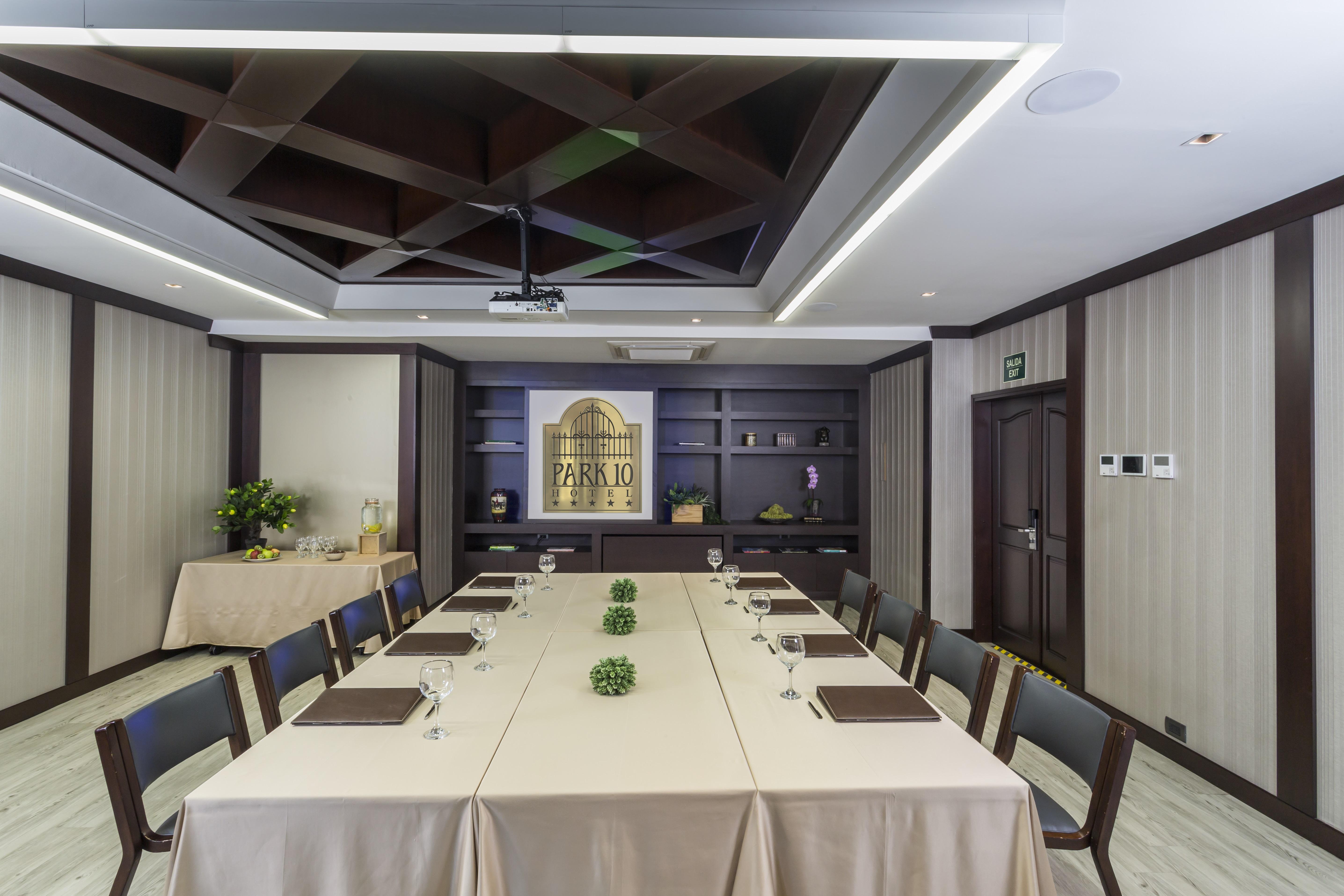 Hotel Park10 Medellin Luaran gambar Meeting room